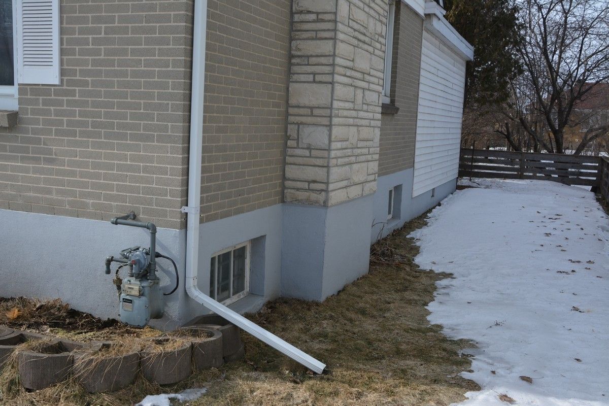 Parging application Ottawa