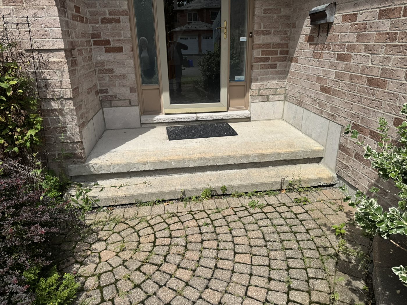 Stone steps and landing, Ottawa